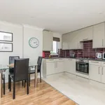 Rent 2 bedroom flat in Brighton Marina