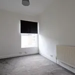 Flat to rent in Prebend Street, Bedford MK40