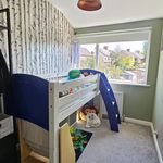 Rent 5 bedroom house in Camberley