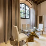 Rent 1 bedroom apartment of 95 m² in Florence