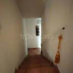 Affitto 6 camera casa di 280 m² in Terni