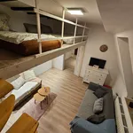 Miete 3 Schlafzimmer wohnung von 55 m² in Duisburg