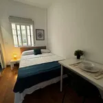 Rent a room of 100 m² in madrid