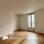 Maison de 54 m² avec 1 chambre(s) en location à Rueil-Malmaison