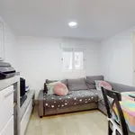 Rent 2 bedroom house of 64 m² in Madrid