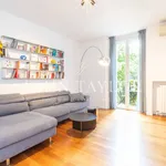 Rent 3 bedroom apartment of 80 m² in Milano