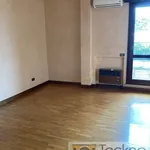 Rent 5 bedroom house of 238 m² in Vicenza