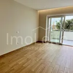 Rent 1 bedroom apartment of 40 m² in Porto