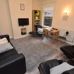 Rent 4 bedroom apartment in West Midlands