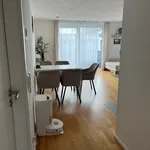 Miete 3 Schlafzimmer wohnung von 77 m² in Stuttgart