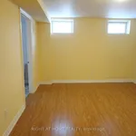 3 bedroom apartment of 2604 sq. ft in Newmarket (Summerhill Estates)