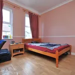 Rent 3 bedroom flat in Mole Valley