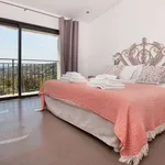 Rent 4 bedroom house of 230 m² in Azur