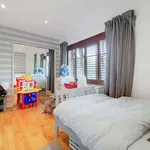 Rent 3 bedroom apartment in London