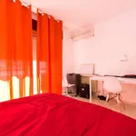 Rent a room in granada