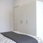 Alquilar 12 dormitorio apartamento en Madrid