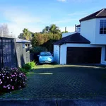 Rent 4 bedroom house in Auckland