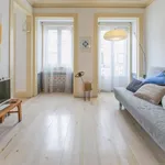 Rent 1 bedroom apartment in Lisbon