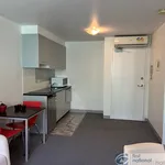 Rent 1 bedroom apartment in Melbourne