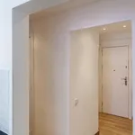 Rent 5 bedroom apartment in Barcelona