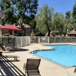 Rent a room in Pomona