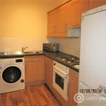 Rent 3 bedroom flat in Dundee