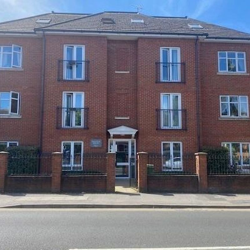 Property to rent in Balfour Road, Weybridge KT13