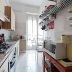 Rent 3 bedroom apartment of 80 m² in Milano