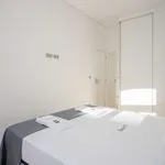 Rent 1 bedroom apartment of 52 m² in porto