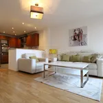 Rent 2 bedroom apartment in Manchester