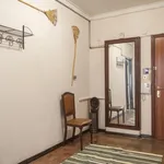 Rent 5 bedroom apartment in Lisbon