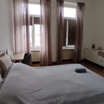 Miete 2 Schlafzimmer wohnung von 72 m² in Magdeburg