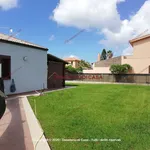 Rent 4 bedroom house of 72 m² in Lascari