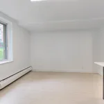 Rent 1 bedroom apartment in Montreal