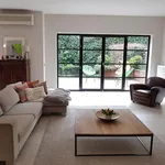 Rent 4 bedroom apartment in Uccle