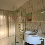 Rent 3 bedroom apartment of 90 m² in Milano