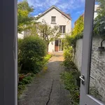 Rent 2 bedroom house in Ixelles