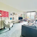 Rent 1 bedroom apartment of 69 m² in Queens