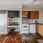 1 bedroom apartment of 710 sq. ft in Toronto (Church-Yonge Corridor)