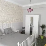 Rent a room of 101 m² in Alicante