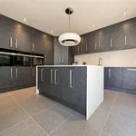 Rent 6 bedroom house in Rochdale