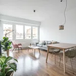 Rent 2 bedroom apartment of 14 m² in Barcelona