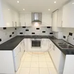 Rent 2 bedroom flat in London