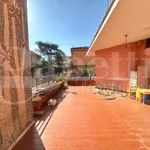 Rent 5 bedroom apartment of 200 m² in Roma