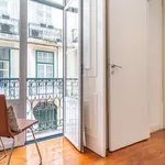 Rent 3 bedroom apartment in lisbon