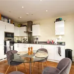 Rent 2 bedroom flat in St Albans