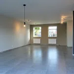 Maison de 260 m² avec 3 chambre(s) en location à Oostkamp