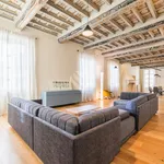 Rent 7 bedroom apartment of 200 m² in Firenze