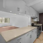 Rent 2 bedroom apartment of 115 m² in New York