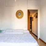 Rent a room of 120 m² in barcelona